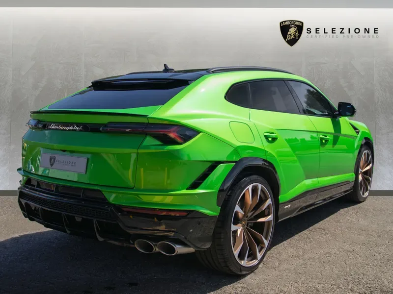 2024 Lamborghini Urus, 2/15
