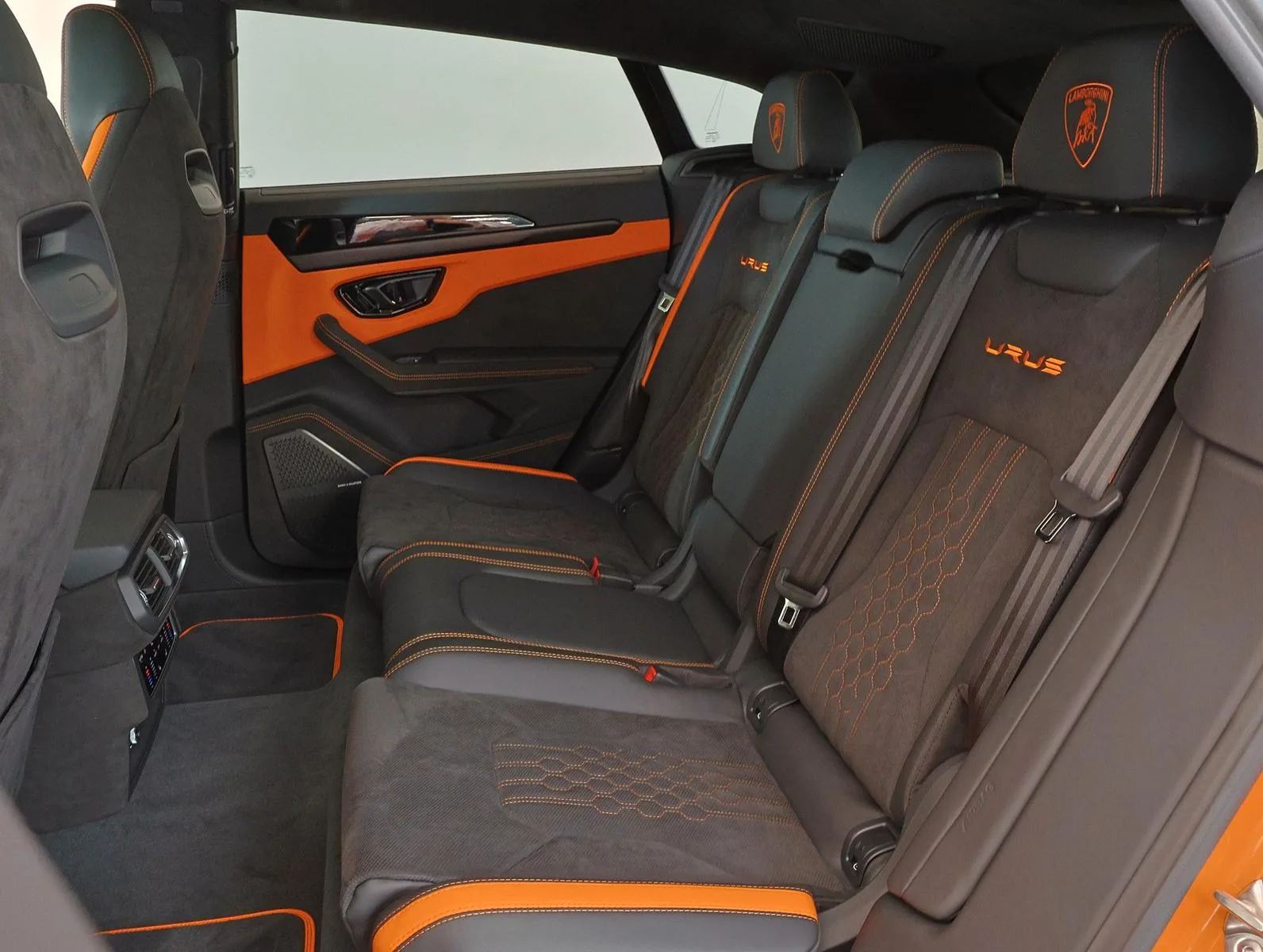 2024 Lamborghini Urus S, 8/24