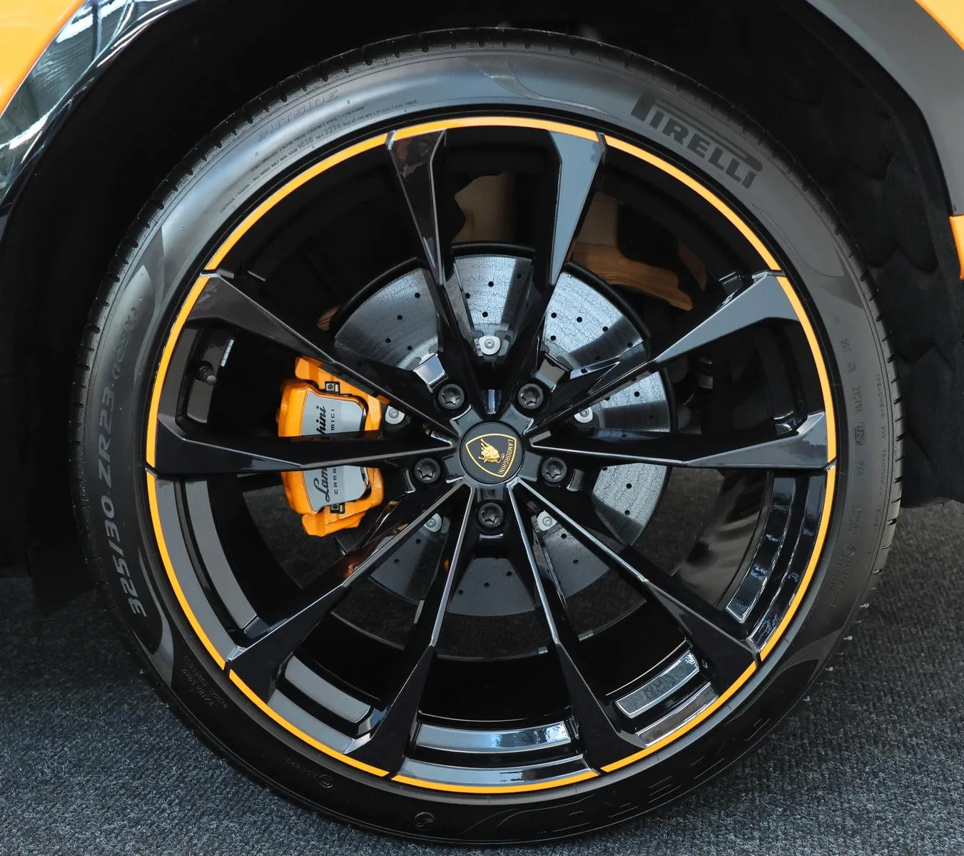 2024 Lamborghini Urus S, 17/24