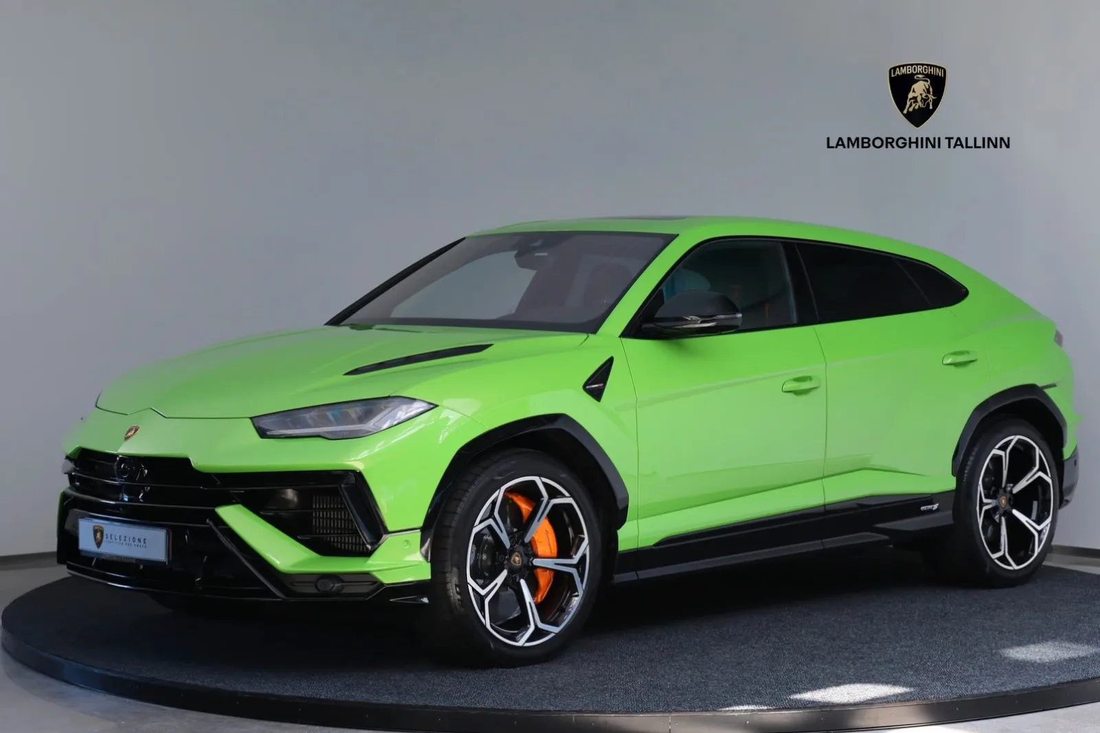 2024 Lamborghini Urus S angeboten von einem Fachhändler in Tallinn, Estland, Hauptfoto