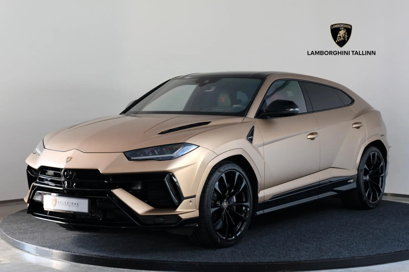 2024 Lamborghini Urus S angeboten von einem Fachhändler in Tallinn, Estland, Hauptfoto