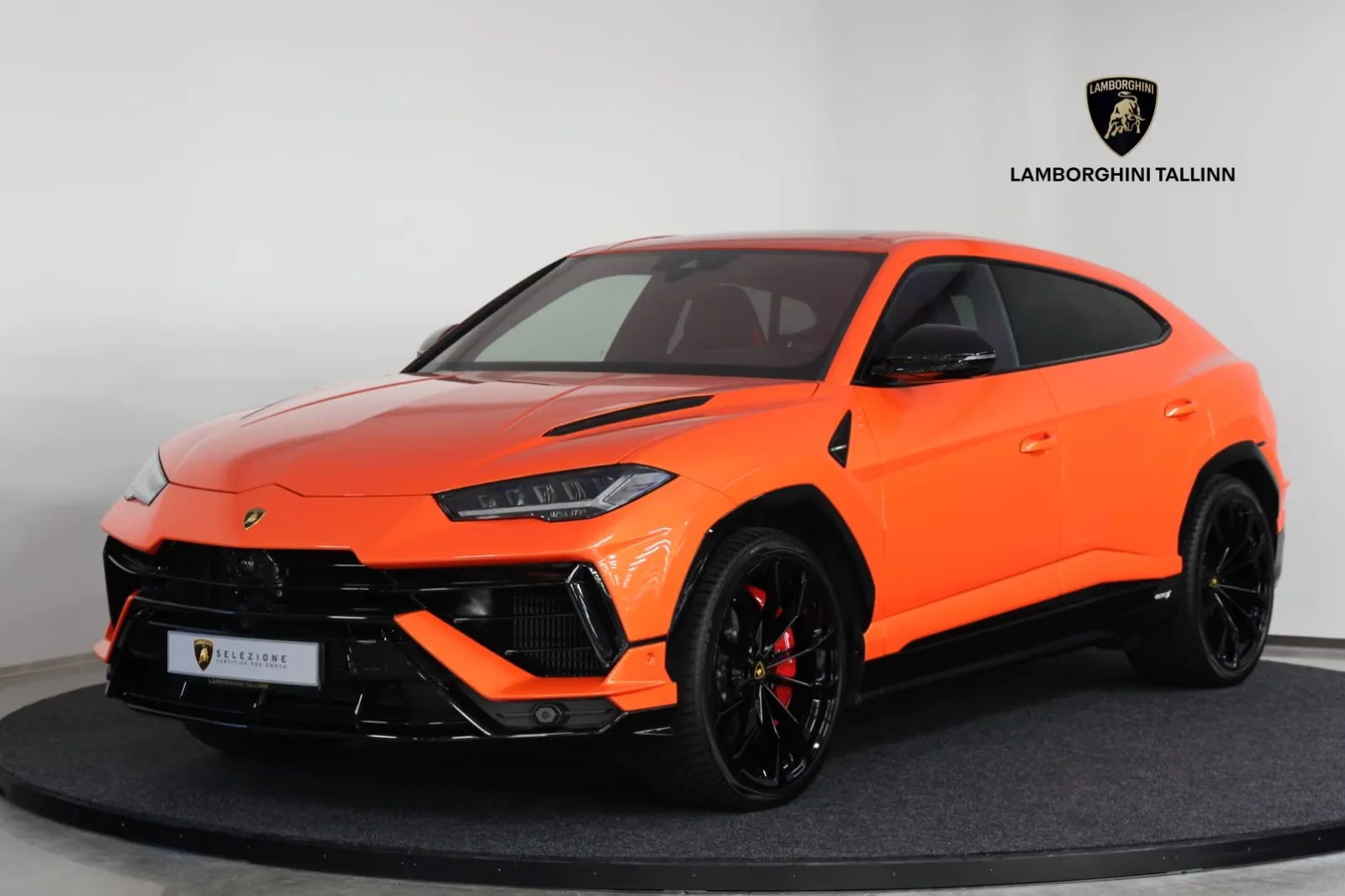 2024 Lamborghini Urus S angeboten von einem Fachhändler in Tallinn, Estland, Hauptfoto