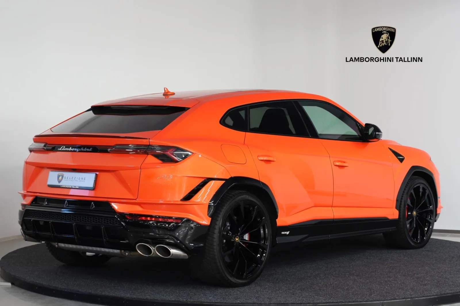 2024 Lamborghini Urus S, 2/21