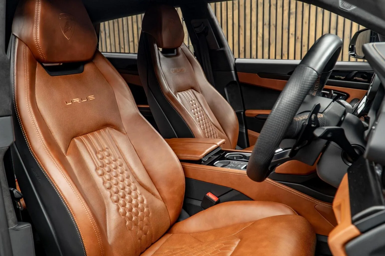 2024 Lamborghini Urus S, 2/30