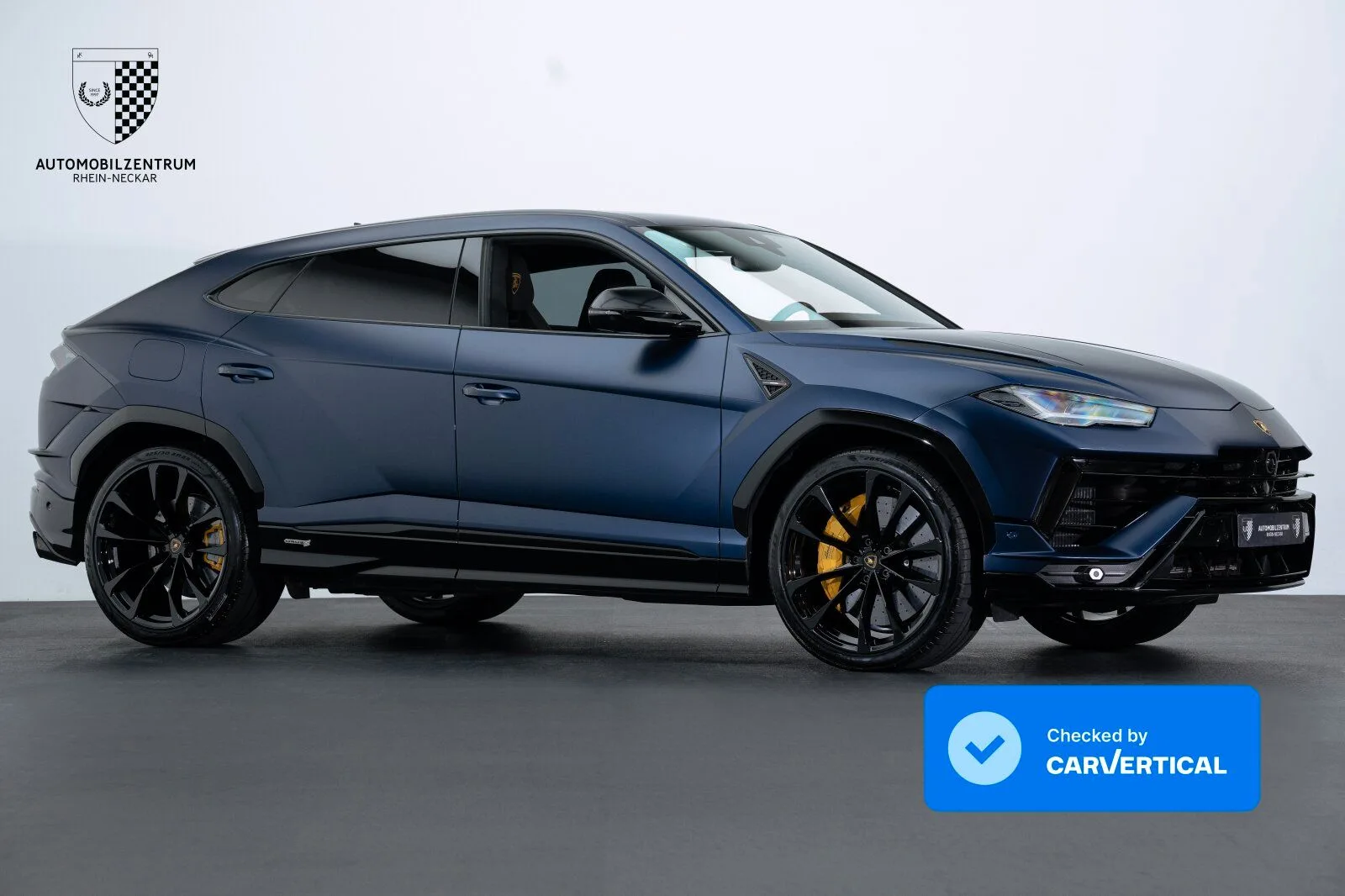 2024 Lamborghini Urus S offered by a supercar dealer in Viernheim, Germany, main photo
