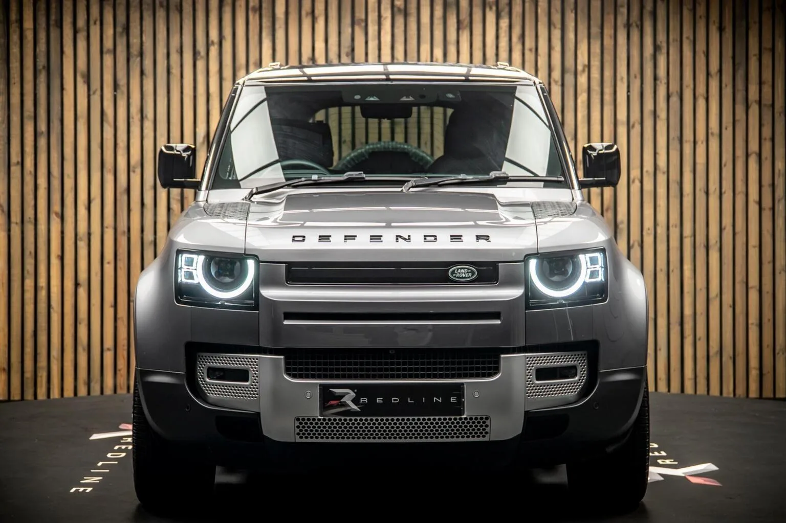 2024 Land Rover Defender 110 D300 HSE, 5/30