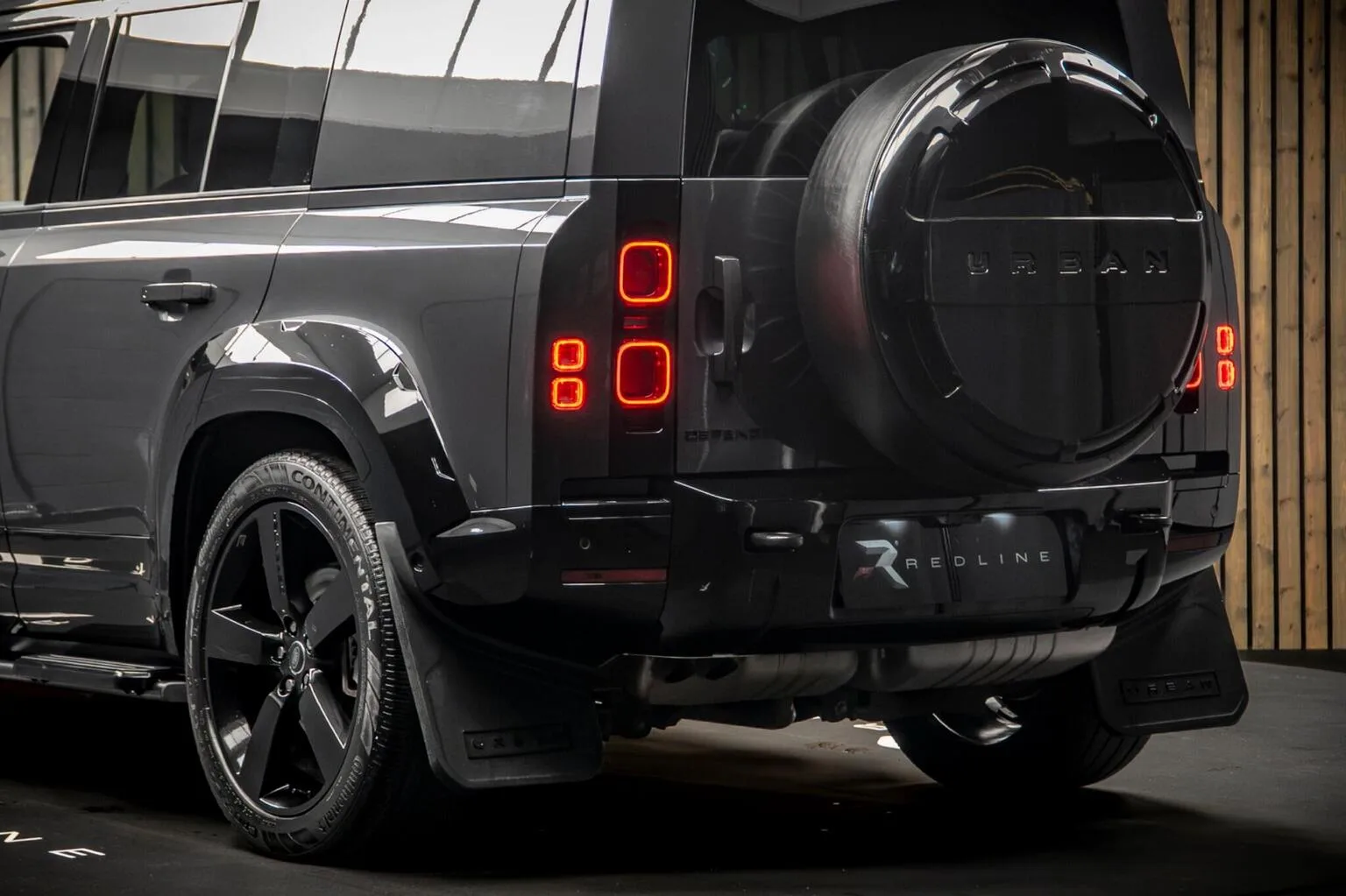 2024 Land Rover Defender 110 Hard Top D350 X-Dynamic HSE, 19/30