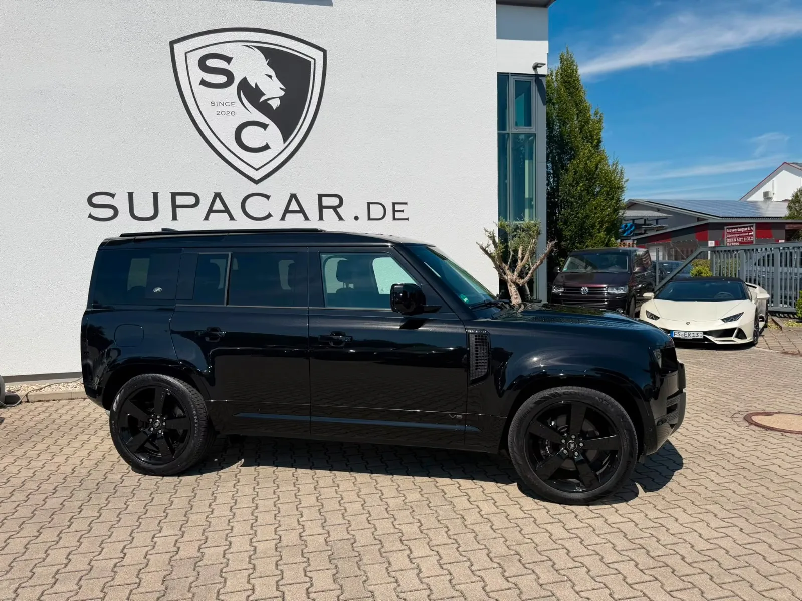 2024 Land Rover Defender 110 V8, 4/27