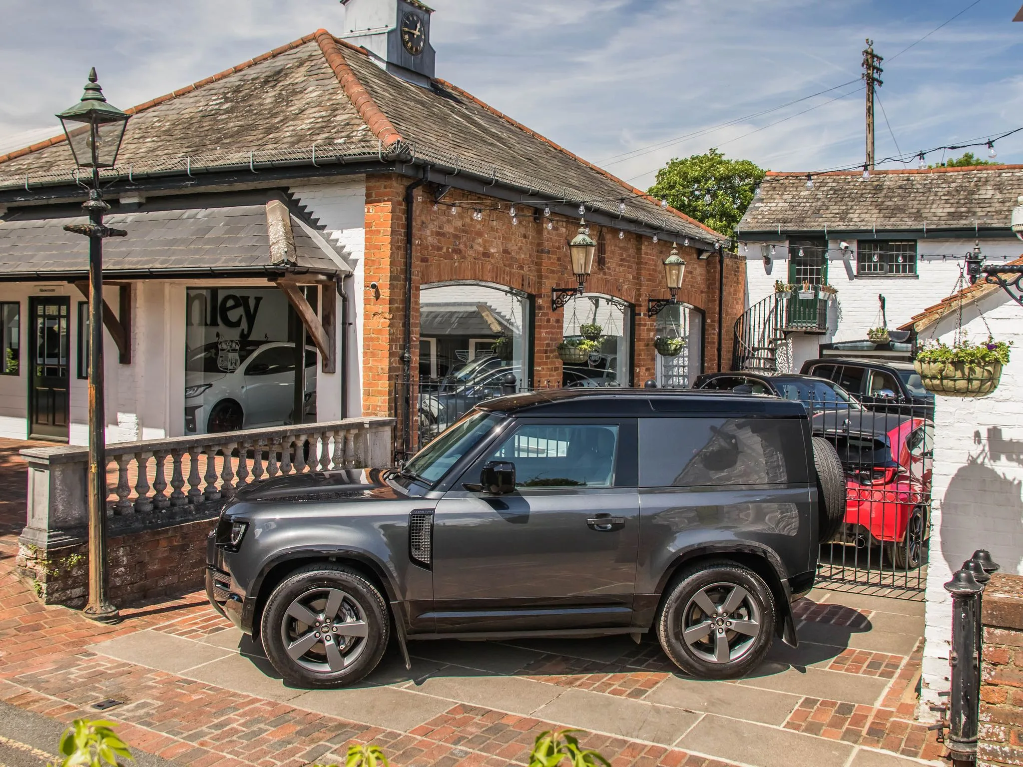 2024 Land Rover Defender 90 Hard Top D350 X-Dynamic HSE, 11/22