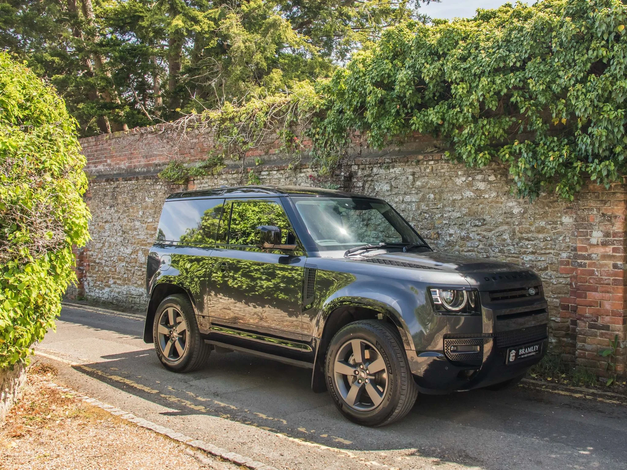 2024 Land Rover Defender 90 Hard Top D350 X-Dynamic HSE, 12/22