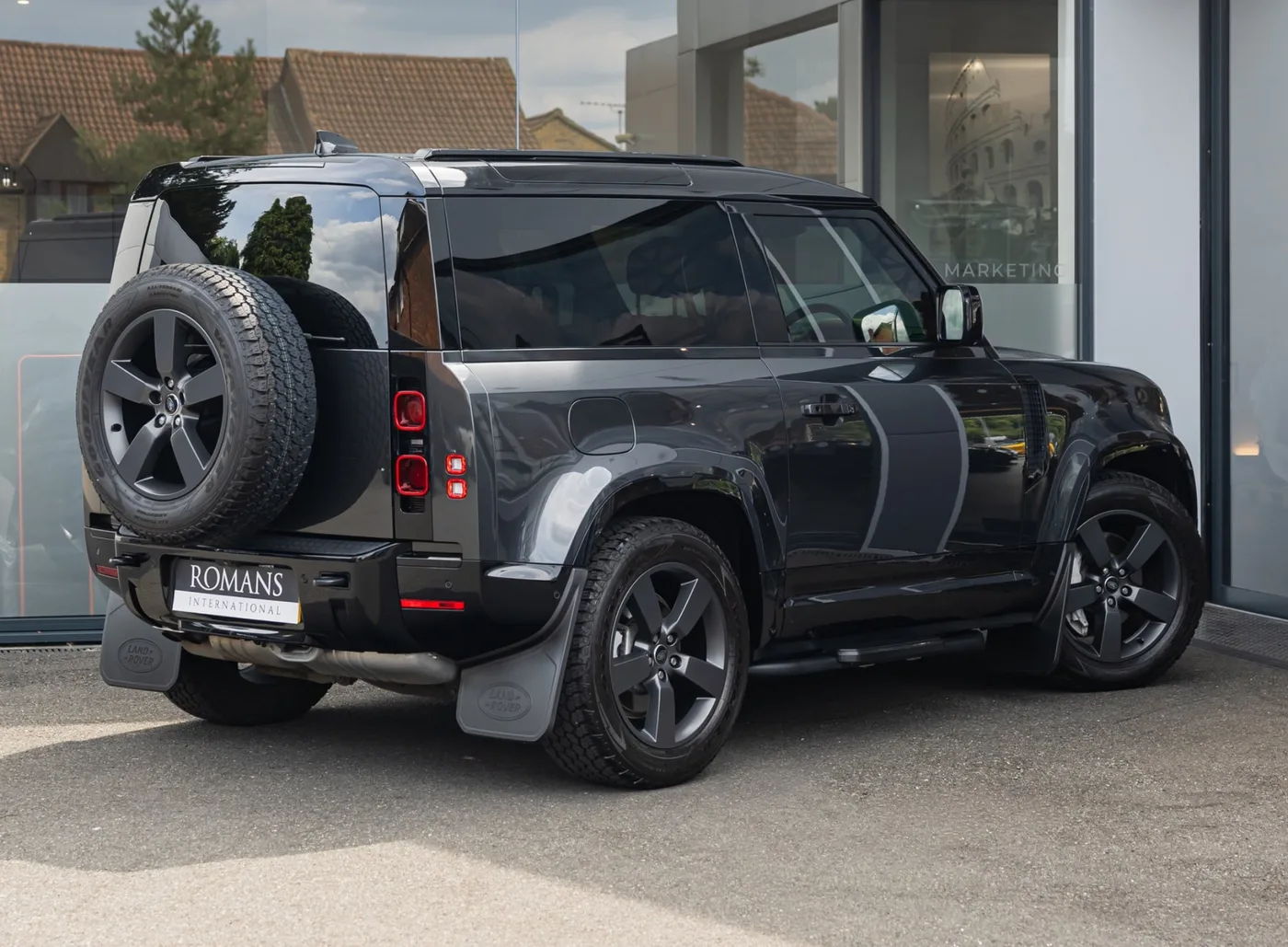 2024 Land Rover Defender 90 D350, X-Dynamic HSE angeboten von einem Fachhändler in Banstead, Vereinigtes Königreich, Foto 3 von 15