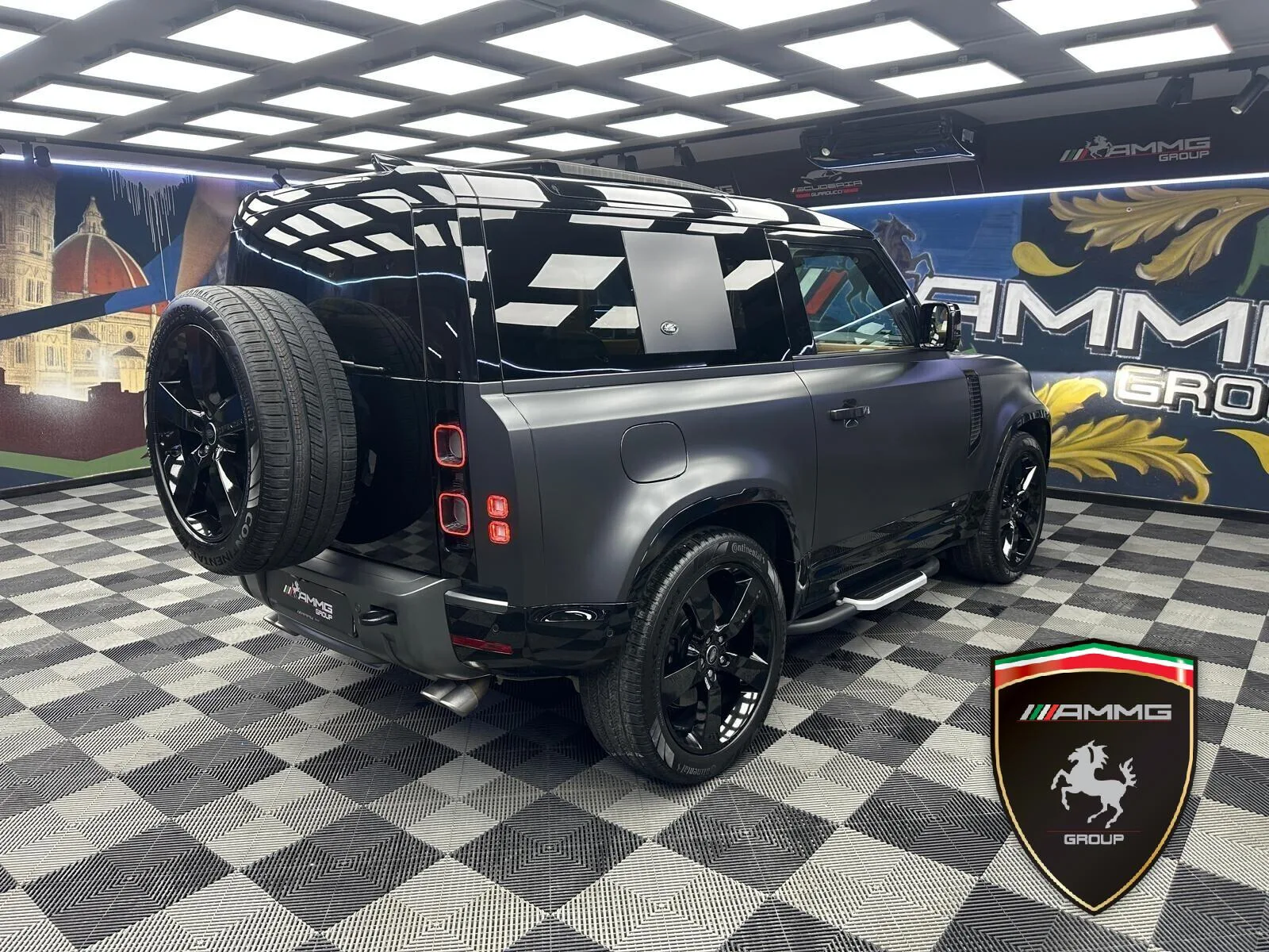 2024 Land Rover Defender 90 V8 Carpathian Edition, 4/15