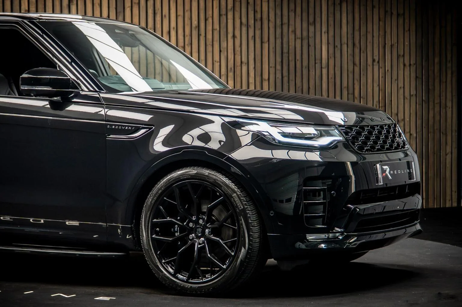 2024 Land Rover Discovery Metropolitan Edition D300, 9/30
