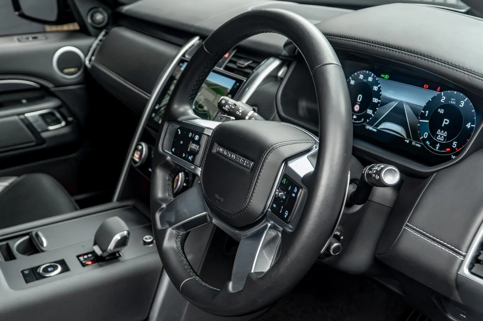 2024 Land Rover Discovery Metropolitan Edition D300, 26/30