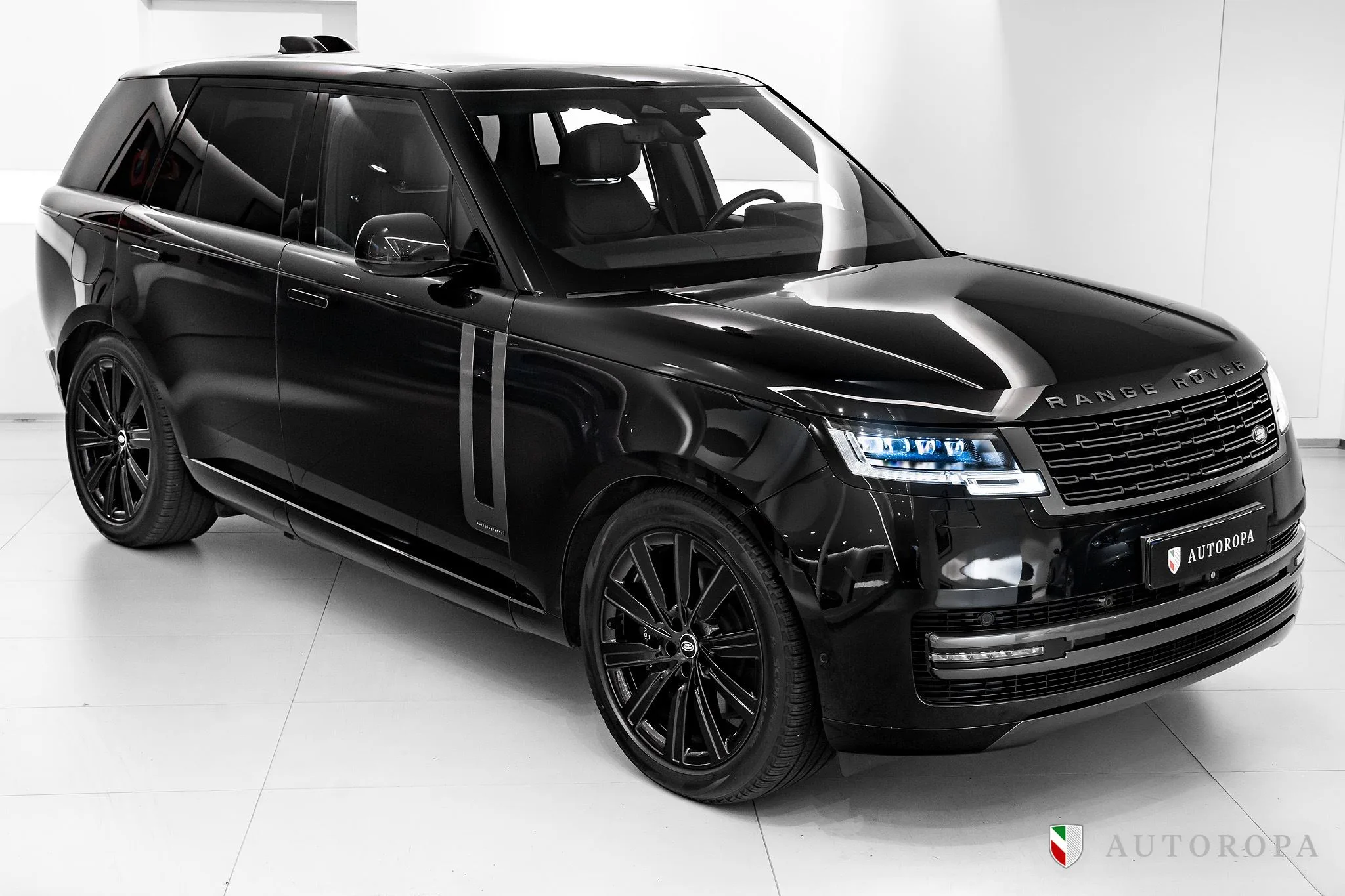 2024 Land Rover Range Rover angeboten von einem Fachhändler in Arlöv, Schweden, Hauptfoto