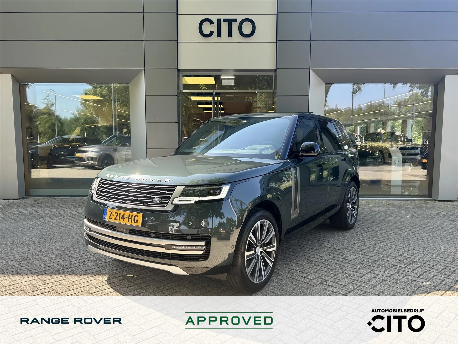 2024 Land Rover Range Rover proposée par un concessionnaire spécialisé à Eindhoven, Pays-Bas, photo principale