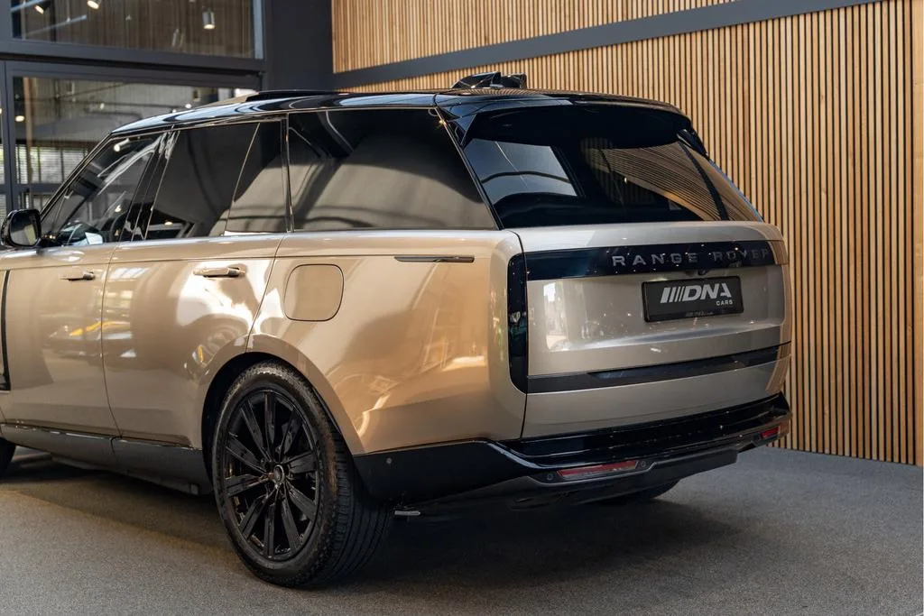 2024 Land Rover Range Rover P460e Autobiography, 2/30