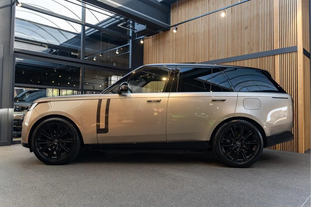 2024 Land Rover Range Rover P460e Autobiography, 6/30