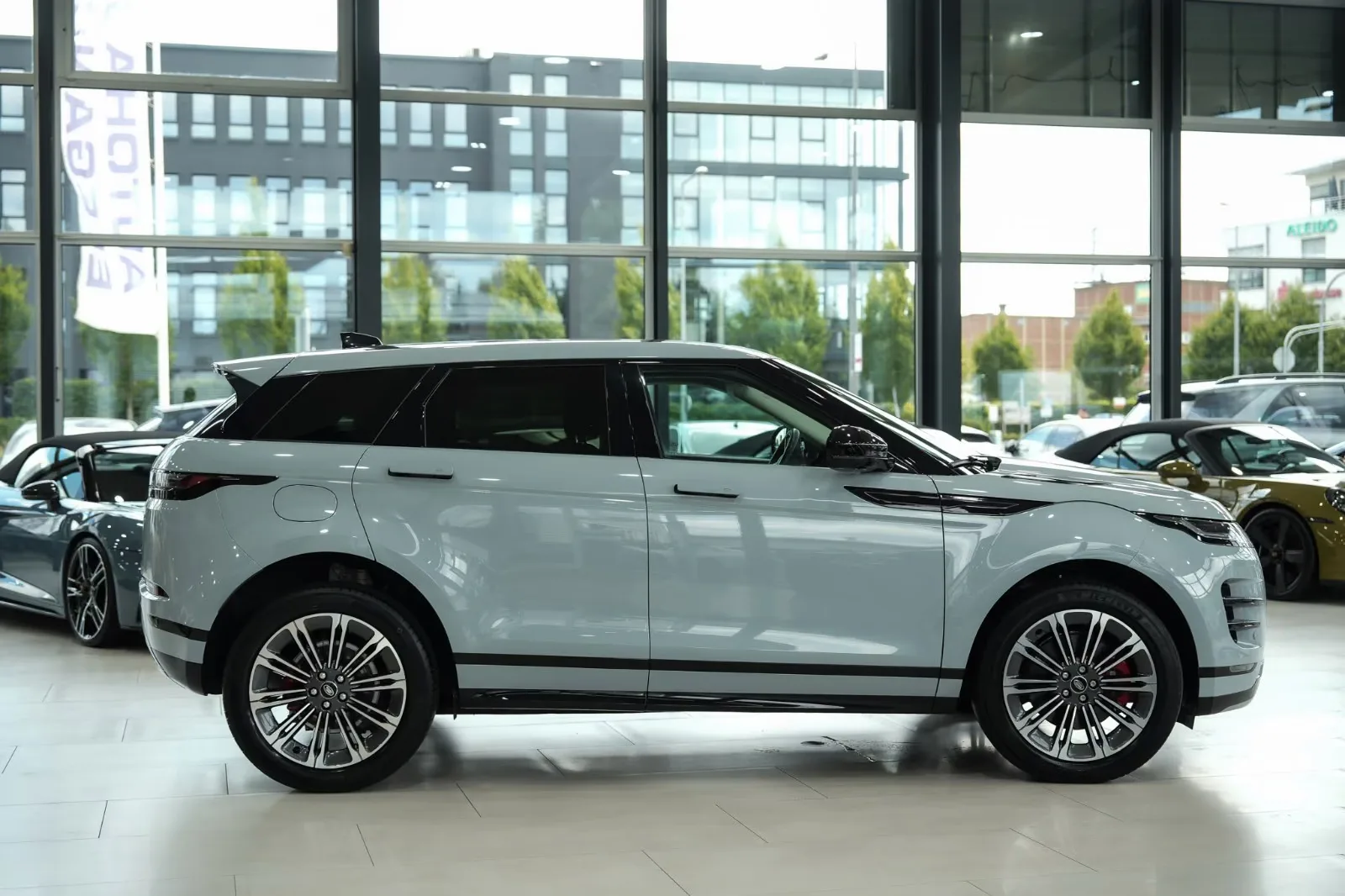 2024 Land Rover Range Rover Evoque Dynamic SE, 6/26