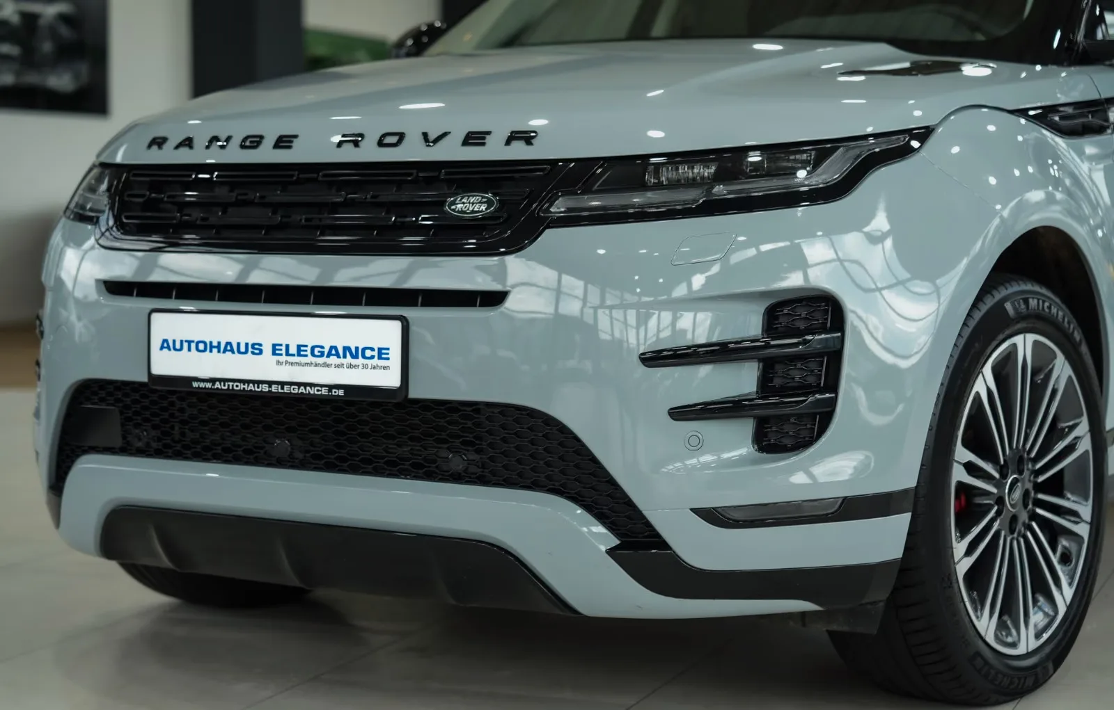 2024 Land Rover Range Rover Evoque Dynamic SE, 9/26
