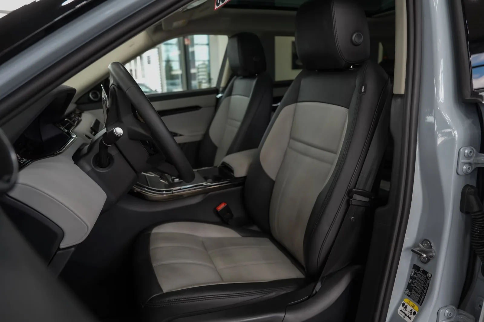2024 Land Rover Range Rover Evoque Dynamic SE, 14/26