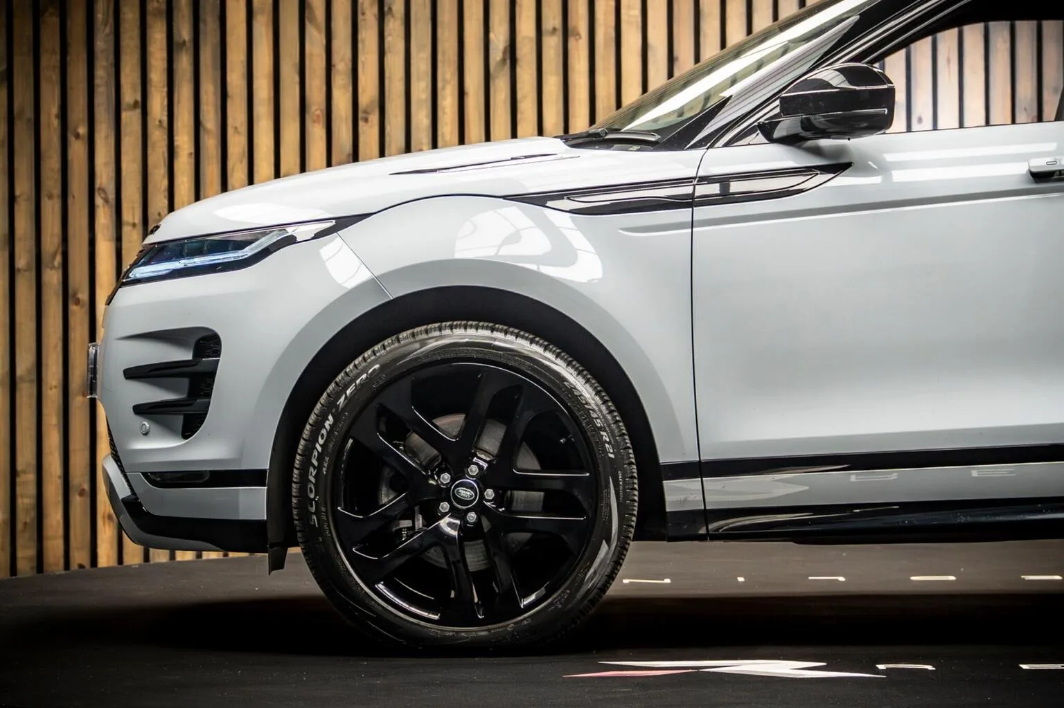 2024 Land Rover Range Rover Evoque D200 Dynamic HSE, 8/30