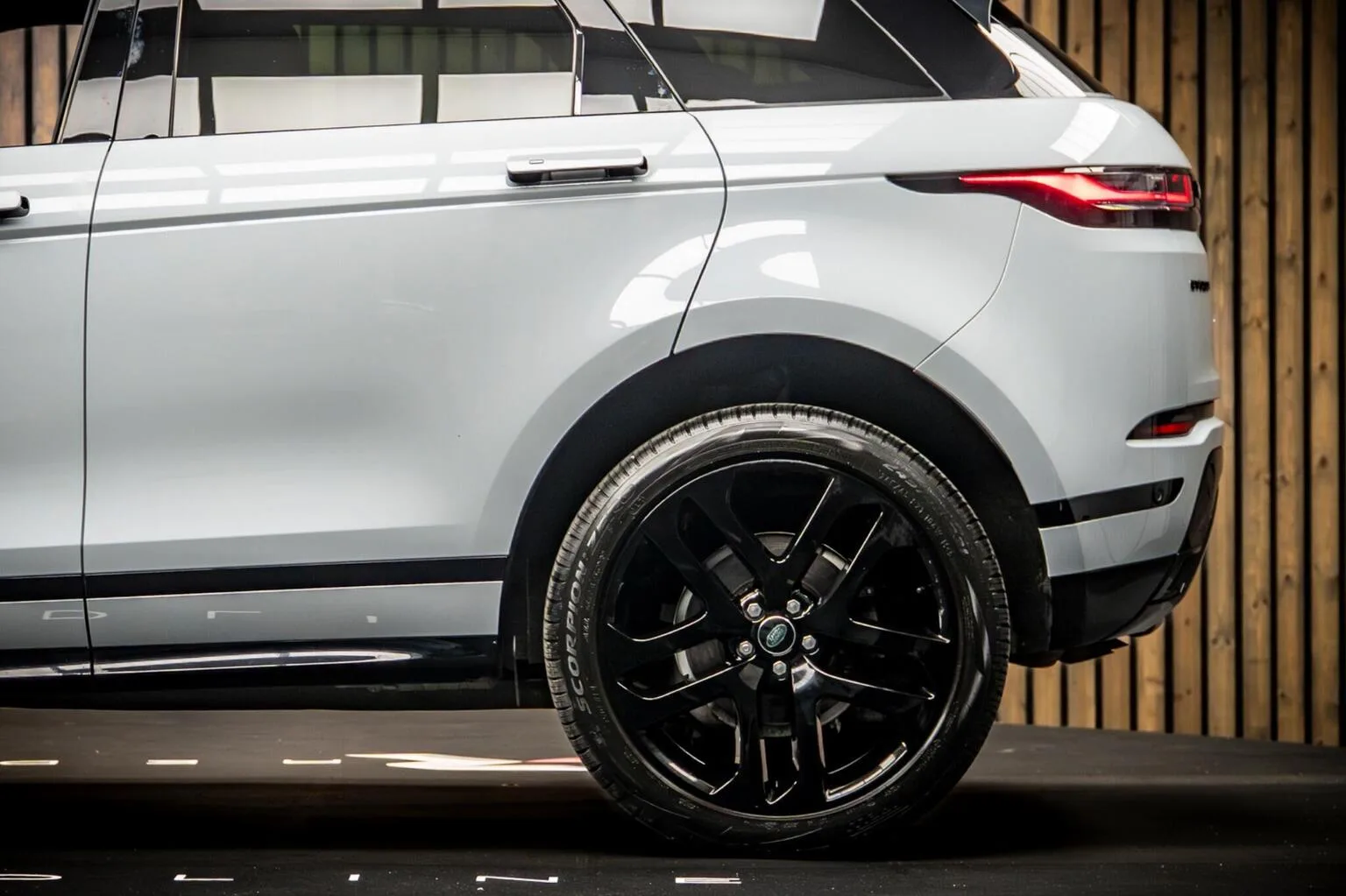2024 Land Rover Range Rover Evoque D200 Dynamic HSE, 17/30