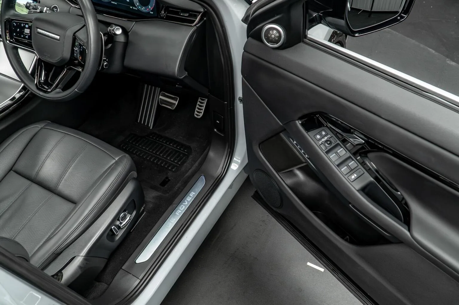 2024 Land Rover Range Rover Evoque D200 Dynamic HSE, 27/30