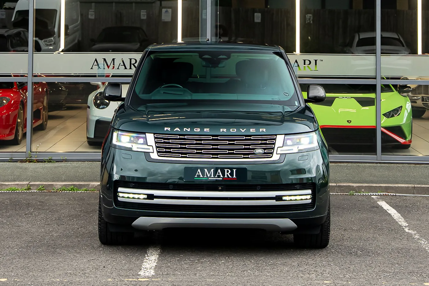 2024 Land Rover Range Rover P460, Autobiography offered by a supercar dealer in Preston, United Kingdom, photo 5 of 25