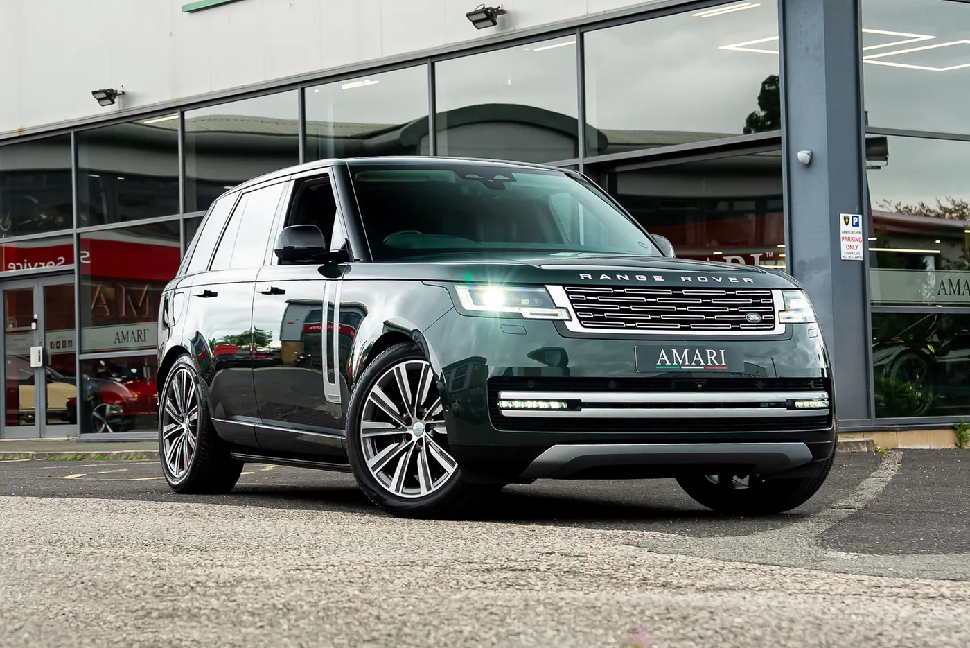 2024 Land Rover Range Rover P460, Autobiography offered by a supercar dealer in Preston, United Kingdom, photo 12 of 25