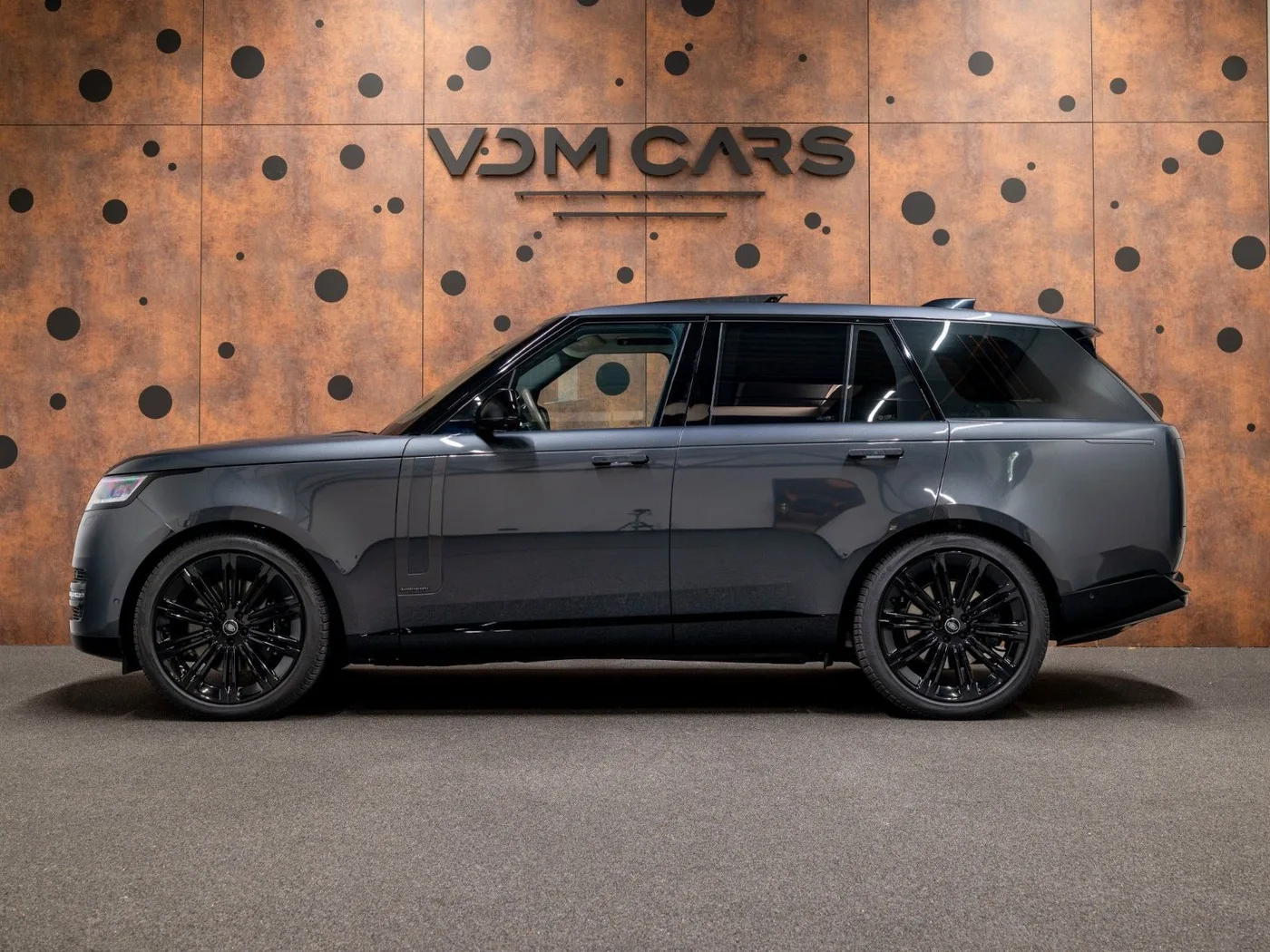 2024 Land Rover Range Rover P530, Autobiography offered by a supercar dealer in Gronau, Germany, photo 2 of 25