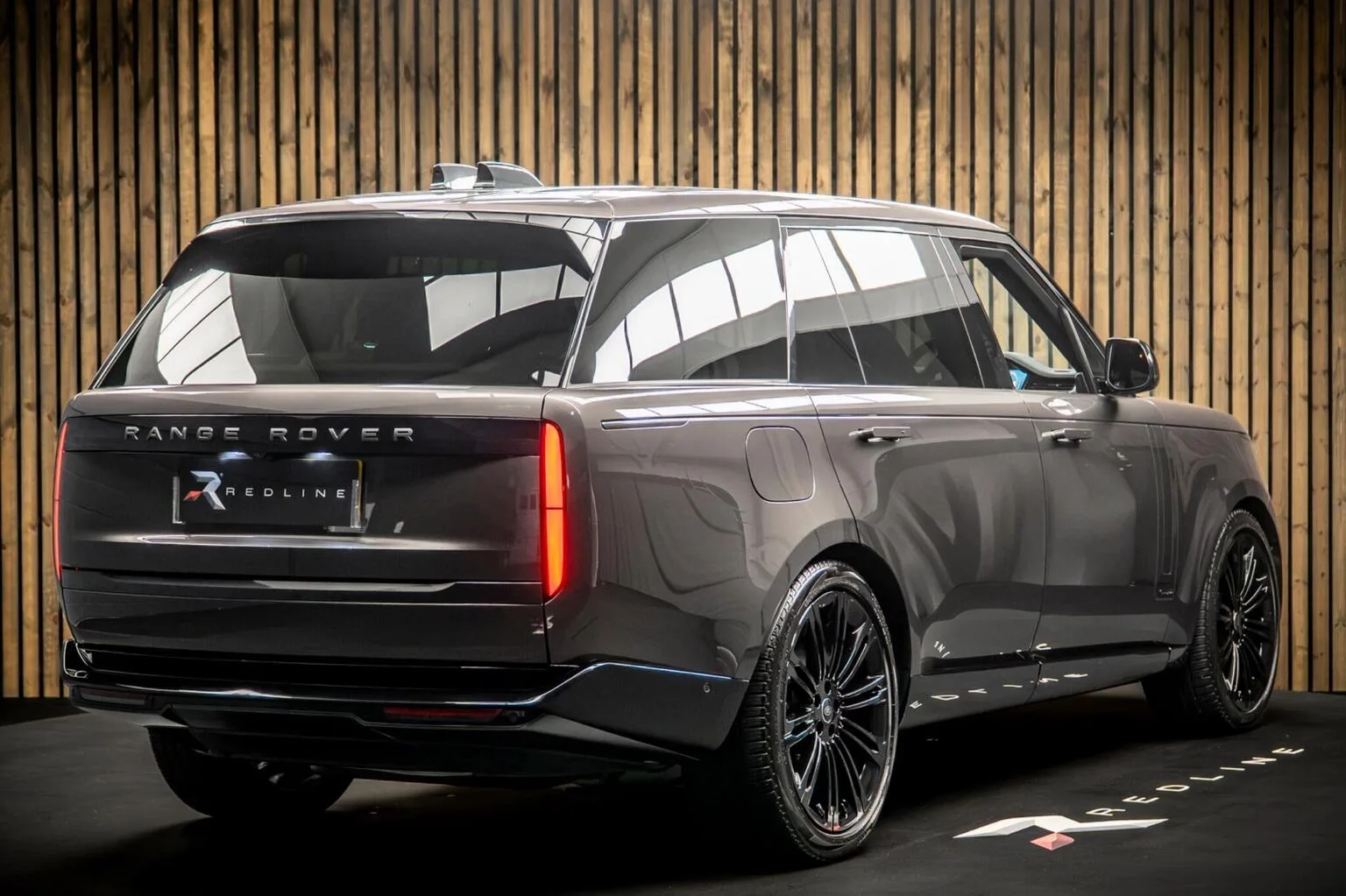 2024 Land Rover Range Rover D350 Autobiography LWB, 4/30