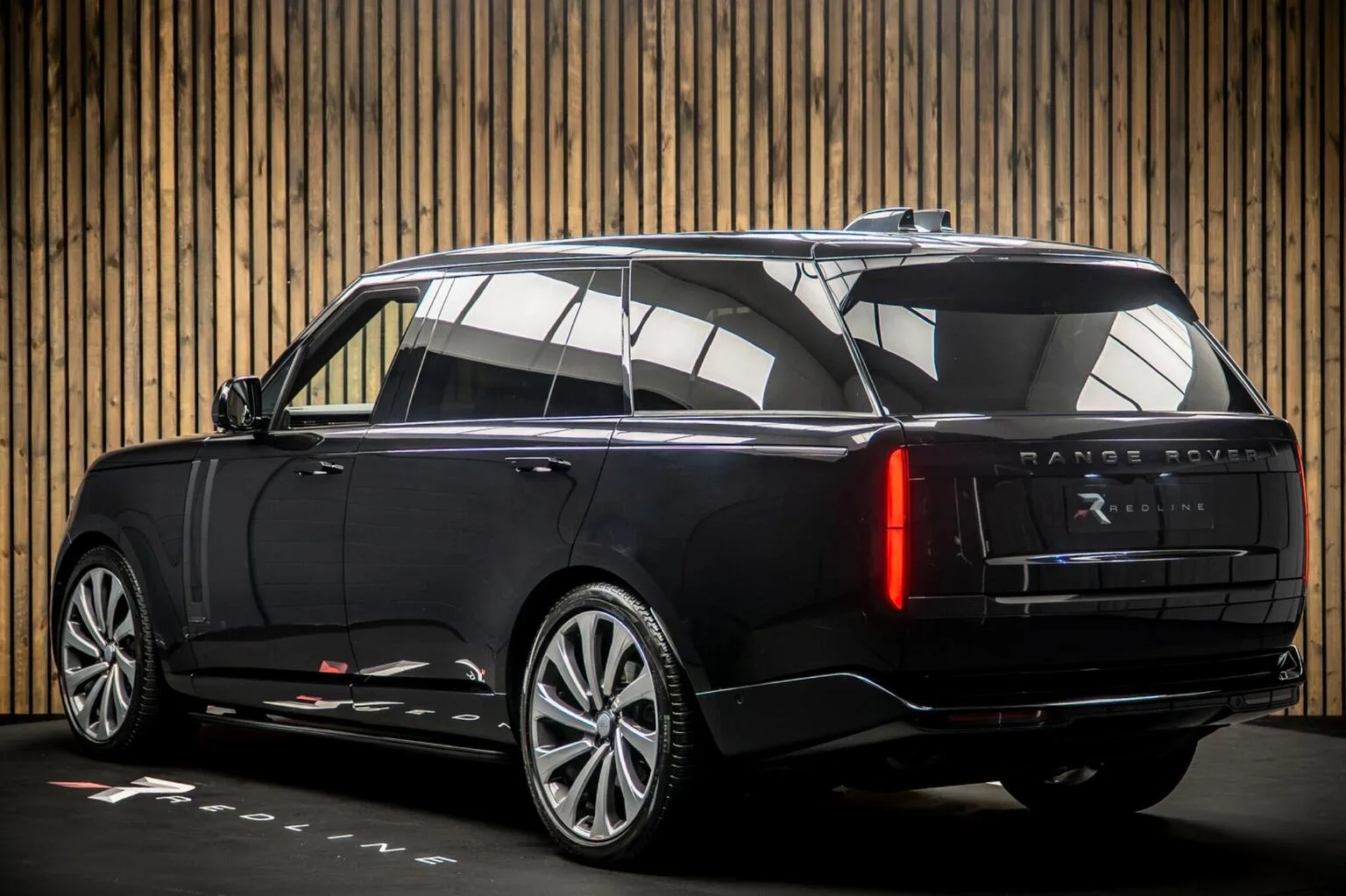 2024 Land Rover Range Rover P400 Autobiography LWB, 3/30