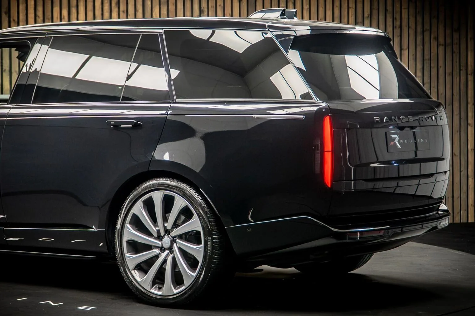 2024 Land Rover Range Rover P400 Autobiography LWB, 16/30