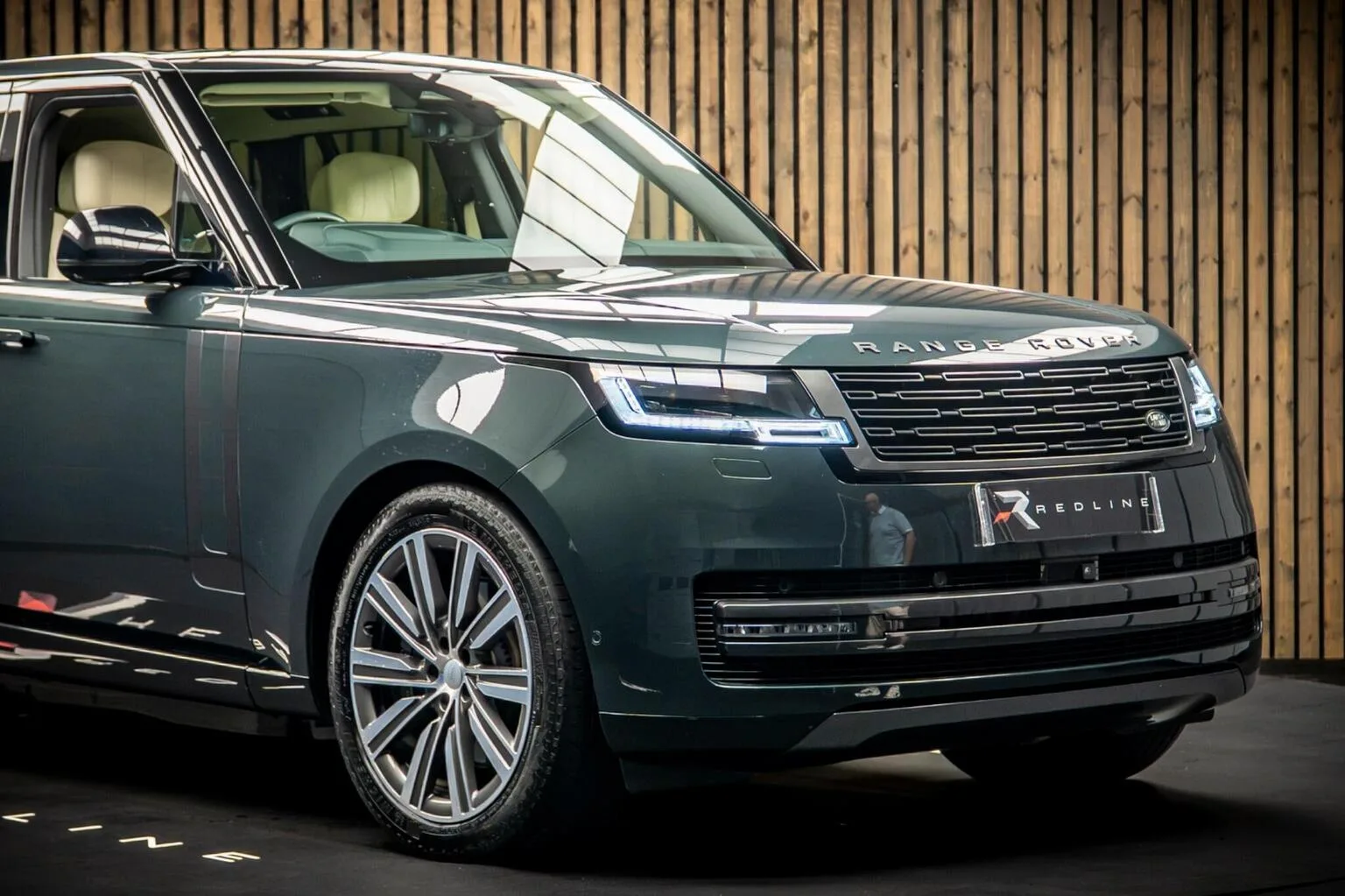 2024 Land Rover Range Rover P550e Autobiography, 11/30