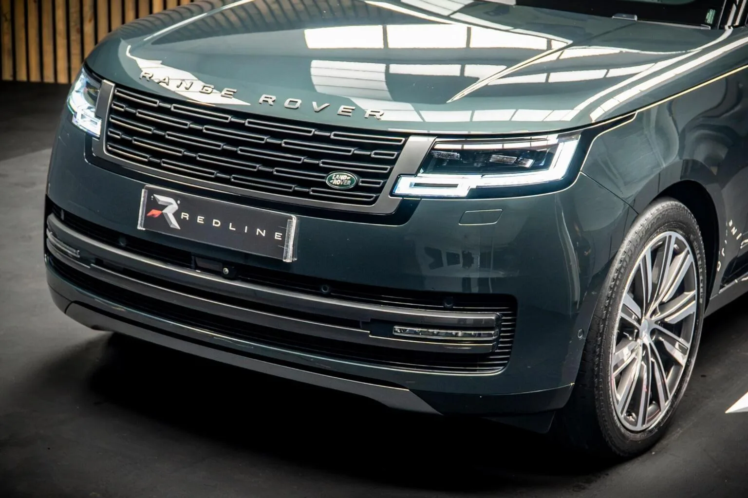 2024 Land Rover Range Rover P550e Autobiography, 14/30