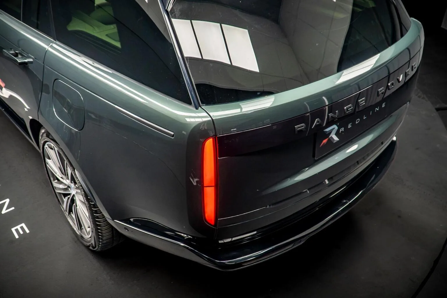 2024 Land Rover Range Rover P550e Autobiography, 18/30