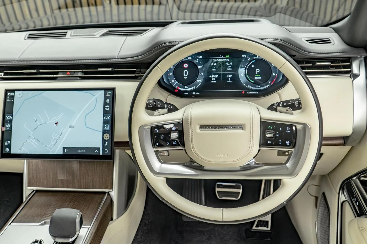 2024 Land Rover Range Rover P550e Autobiography, 25/30