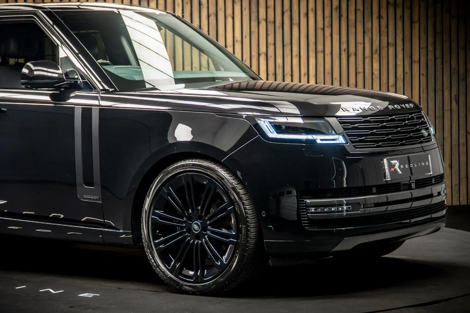 2024 Land Rover Range Rover D350 Autobiography, 9/30