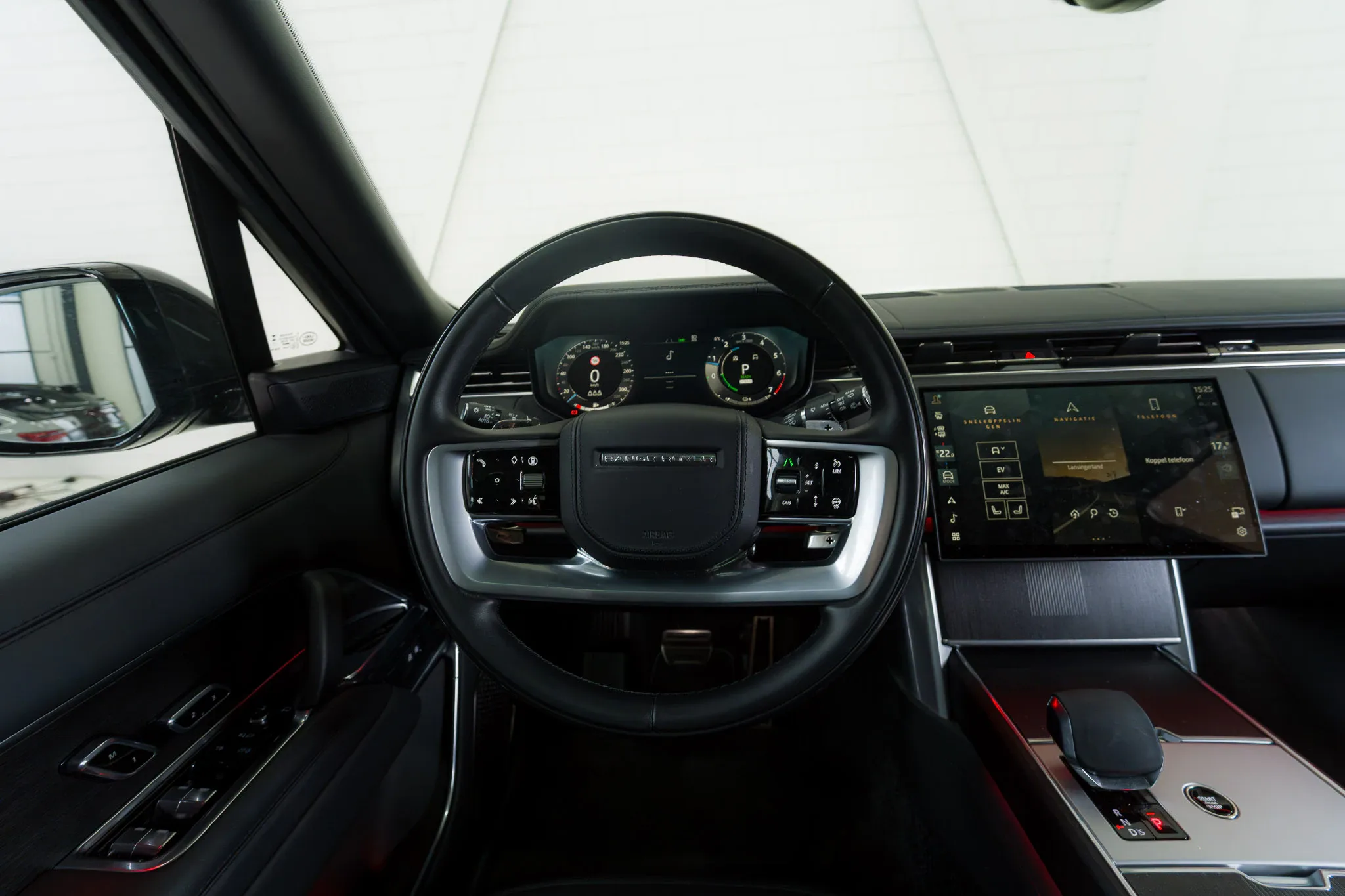 2024 Land Rover Range Rover P550e Autobiography Urban Automotive, 15/30