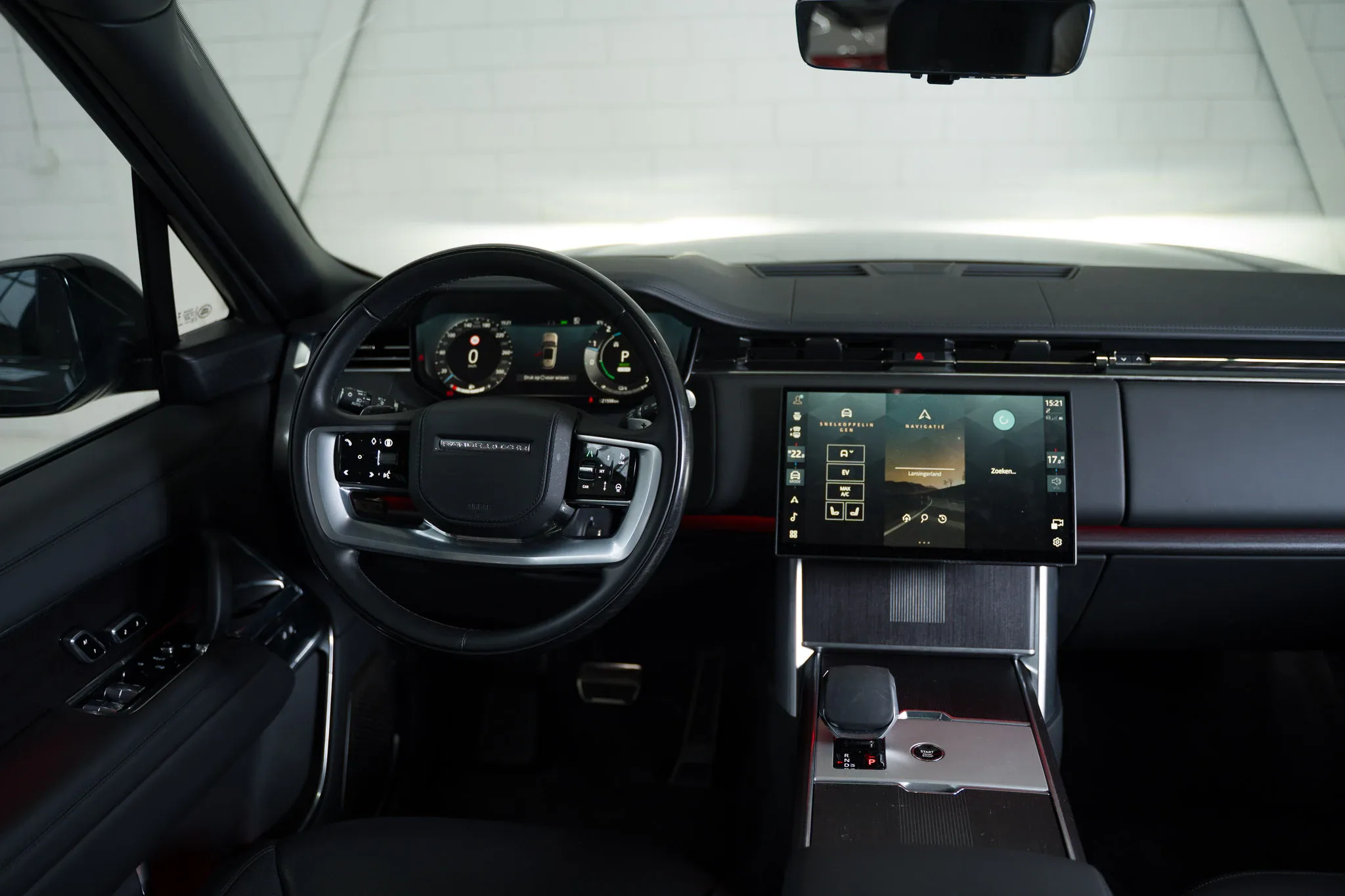 2024 Land Rover Range Rover P550e Autobiography Urban Automotive, 21/30