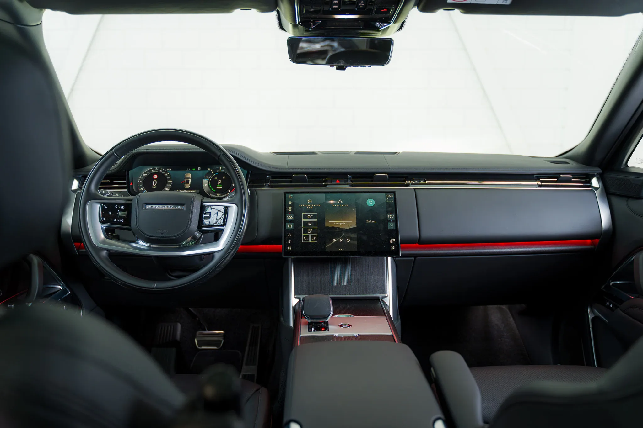 2024 Land Rover Range Rover P550e Autobiography Urban Automotive, 22/30