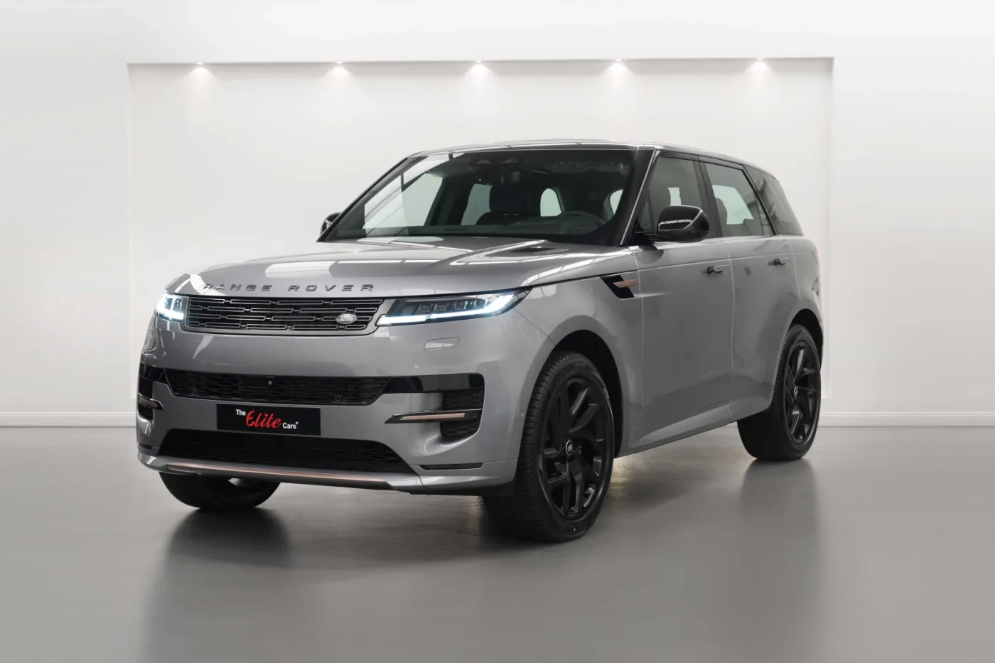 2024 Land Rover Range Rover Sport P400, HSE Dynamic angeboten von einem Fachhändler in Dubai, Vereinigte Arabische Emirate, Foto 8 von 10