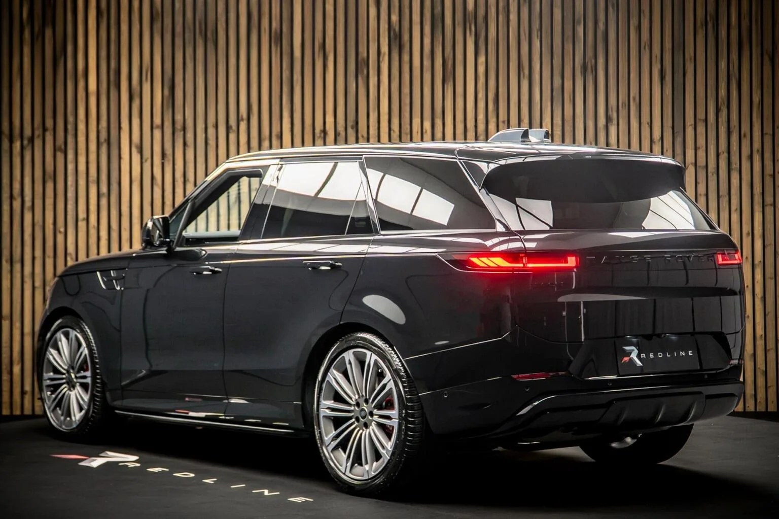 2024 Land Rover Range Rover Sport D300 Dynamic SE, 3/30