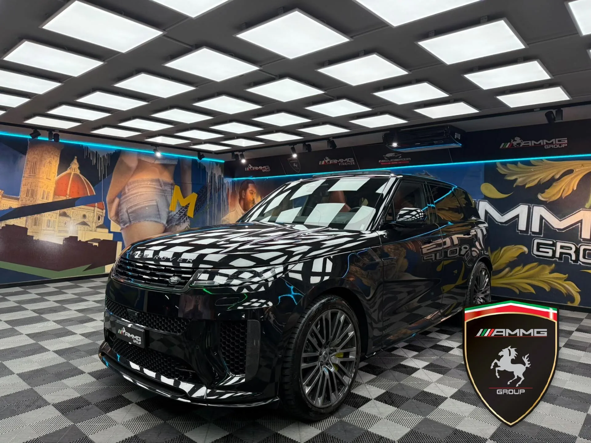2024 Land Rover Range Rover Sport SV Edition One angeboten von einem Fachhändler in Calenzano, Italien, Hauptfoto