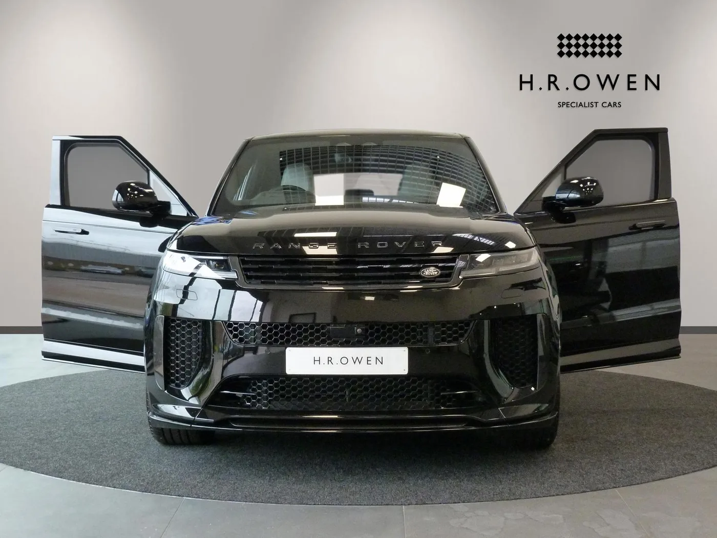 2024 Land Rover Range Rover Sport SV offered by a franchised dealer group in Cheltenham, United Kingdom, photo 10 of 25