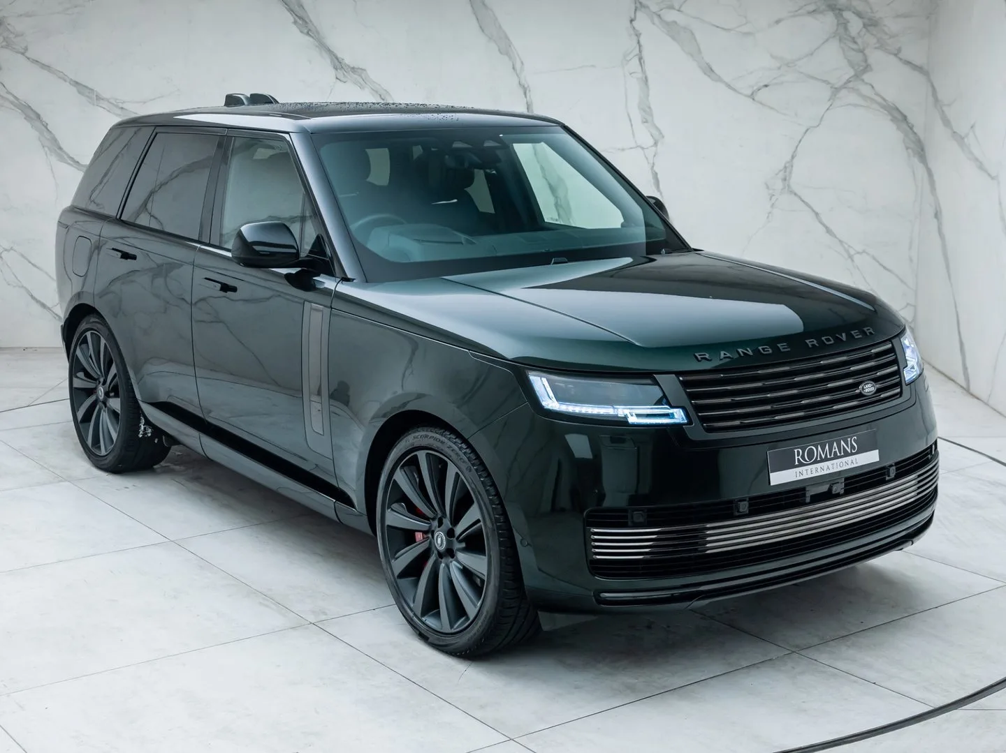 2024 Land Rover Range Rover SV P615, 16/30