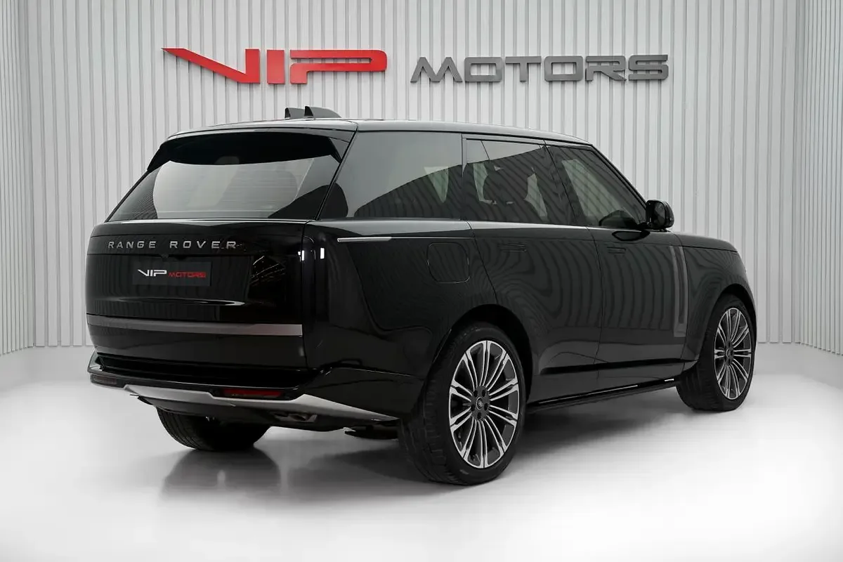 2024 Land Rover Range Rover P530 HSE, 4/12