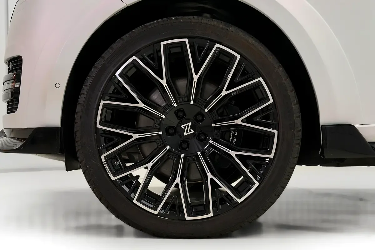2024 Land Rover Range Rover Autobiography, 9/13