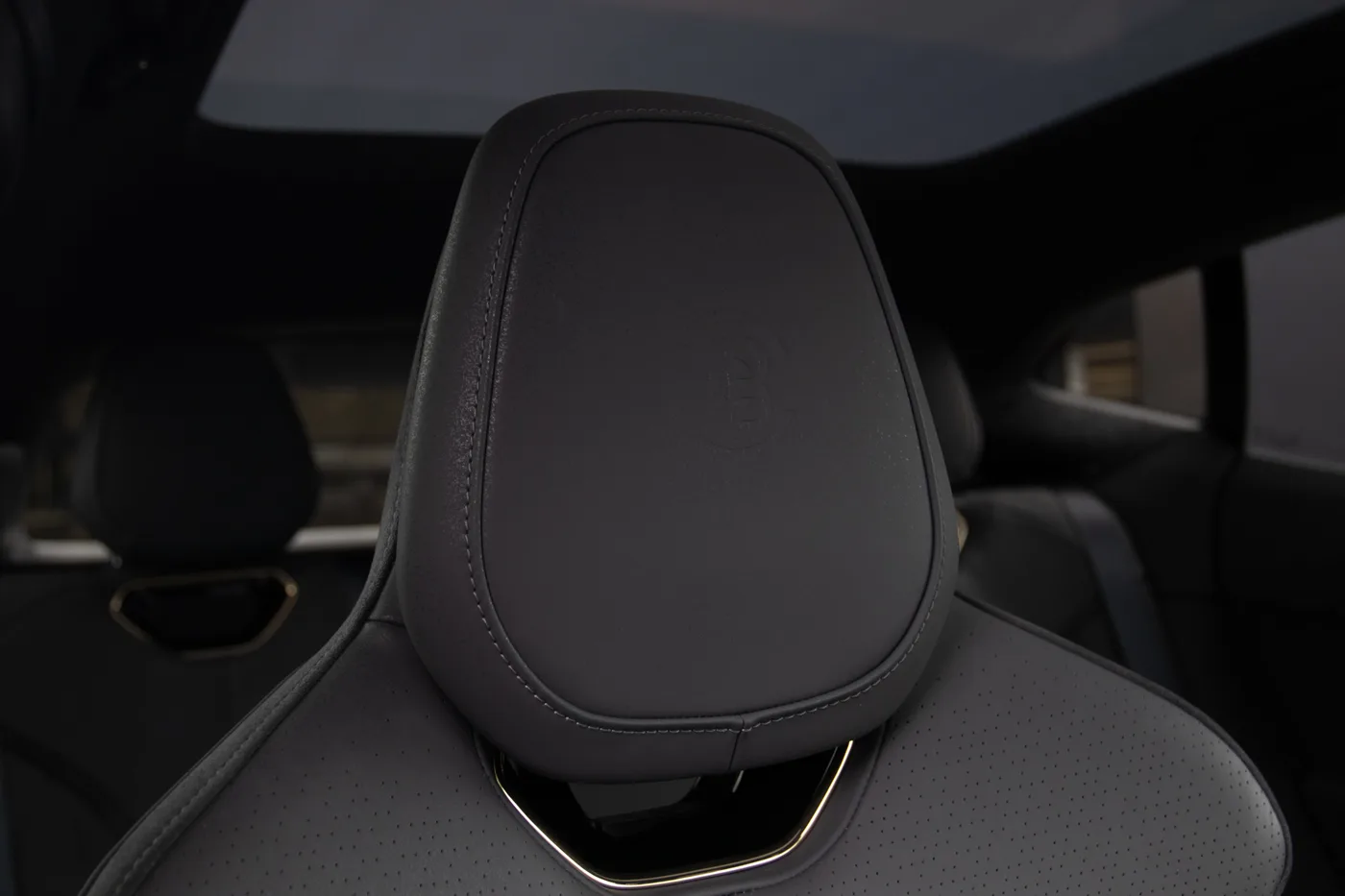 2024 Lotus Eletre offered by a franchised dealer group in Manchester, United Kingdom, photo 25 of 25